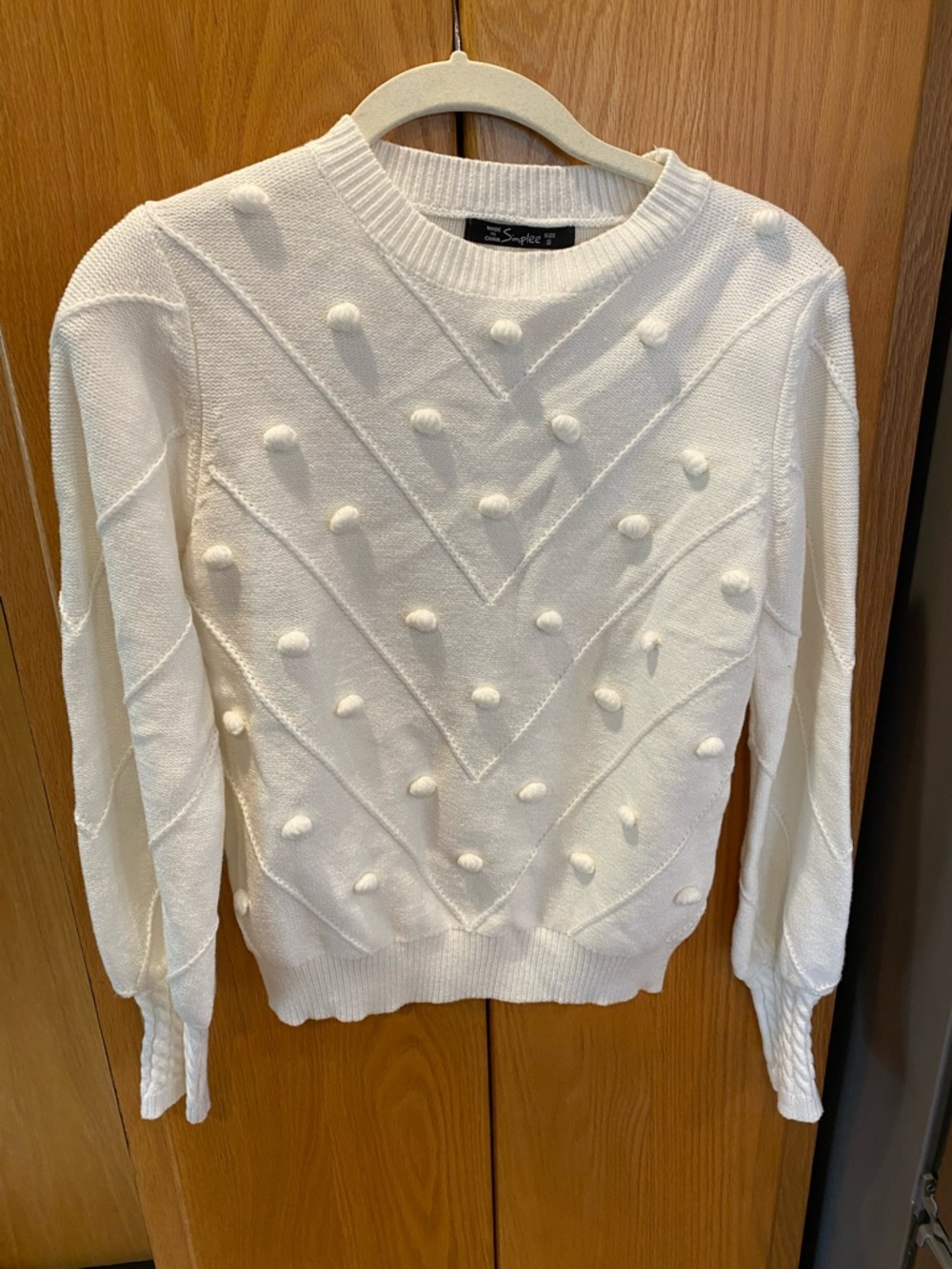 Simplee Ivory Pom-Pom Crewneck Sweater